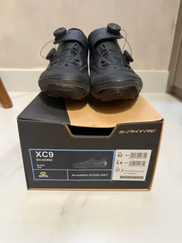 Sapatilha Shimano XC9