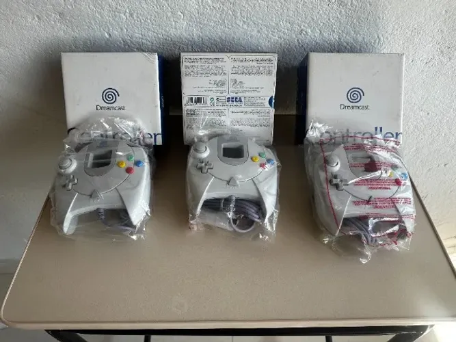Controle Sega Dreamcast original c/ caixa - PAL europeu - Estado de novo