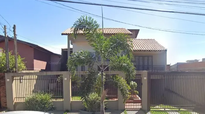 Casa à Venda - Jardim Água Boa, Dourados
