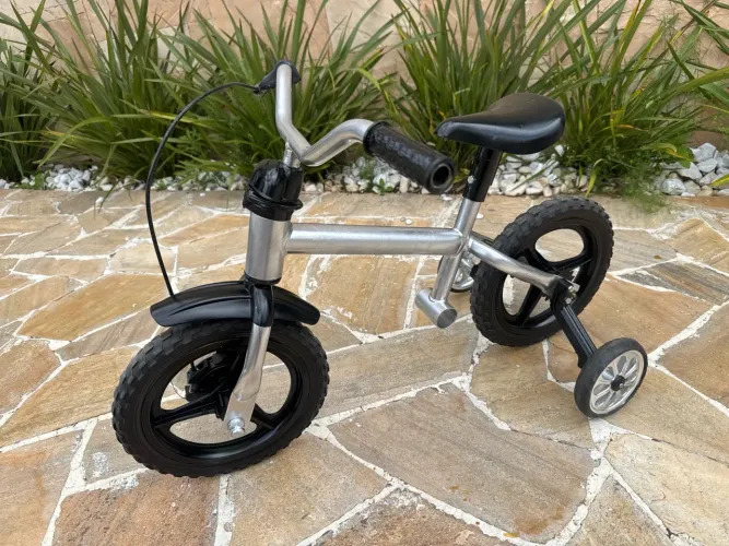 Bike sem pedal com rodinhas