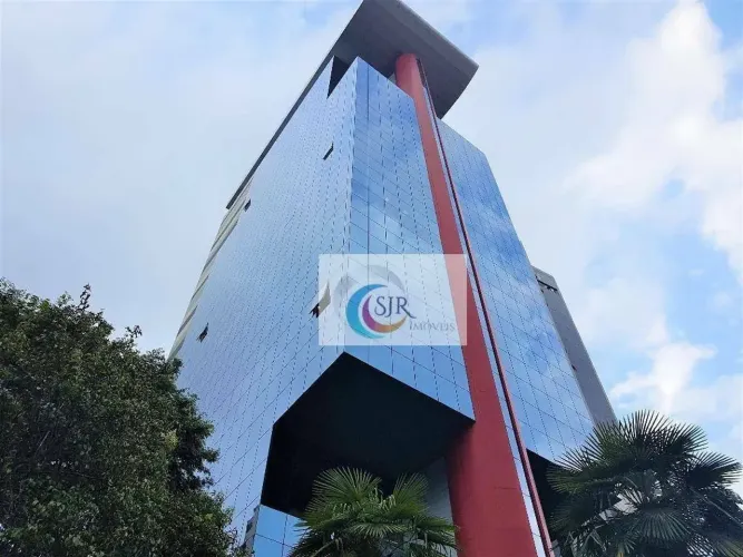 Conjunto comercial de 177 m² com 5 vagas no Itaim Bibi