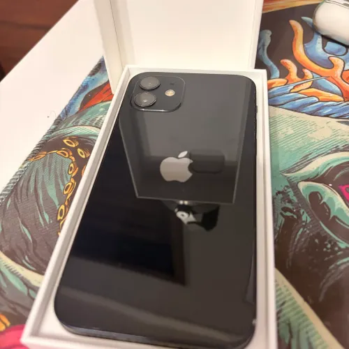 iPhone 12