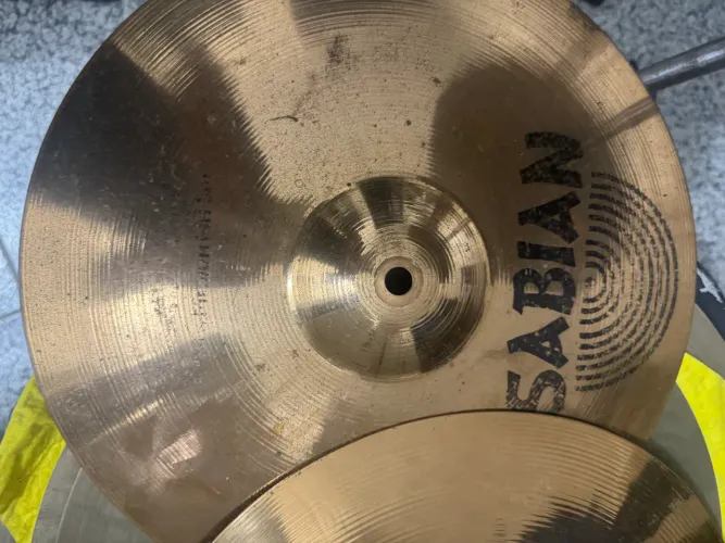 Instrumentos musicais  pratos de Chimbal sabiam b8 pro