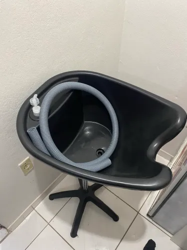Lavatório nunca usado