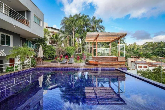 Casa com 4 quartos à venda, 740 m² por R$ 3.900.000 - Granja Viana II - Cotia/SP