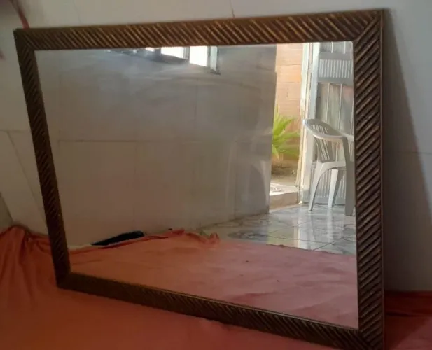 Espelho Grande detalhado 400reais