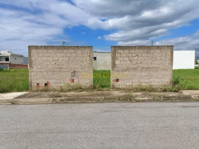 Lote/Terreno, Loteamento Santa Clara - Pindamonhangaba