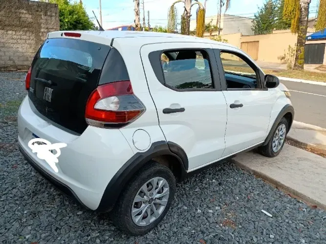 Fiat Mobi Like 1.0 Fire Flex 5P. 2023