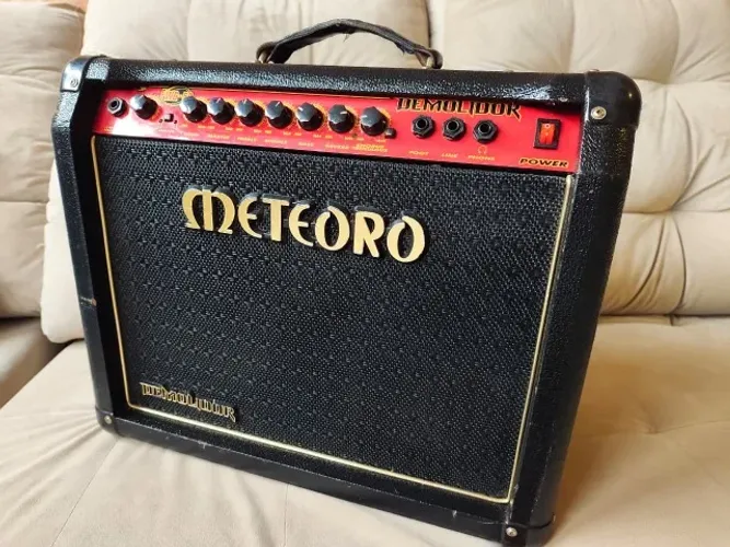 Amplificador de Guitarra Meteoro Demolidor FWG-50