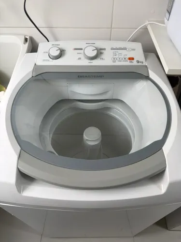 Máquina de lavar roupa 9Kg Brastemp