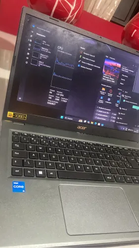 Notebook acer praticamente novo