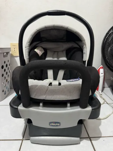 Bebê Conforto com base Isofix 0 a 13kg Chicco