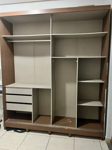 Guarda roupa