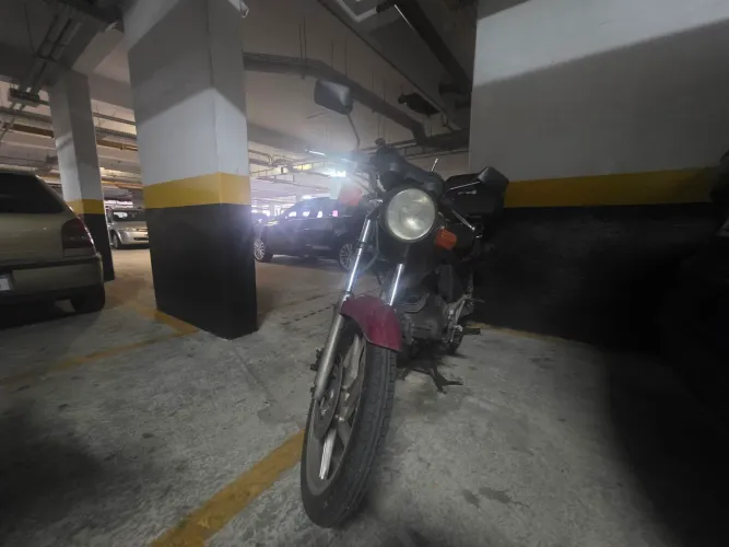 Vende-se CBX 200 Strada