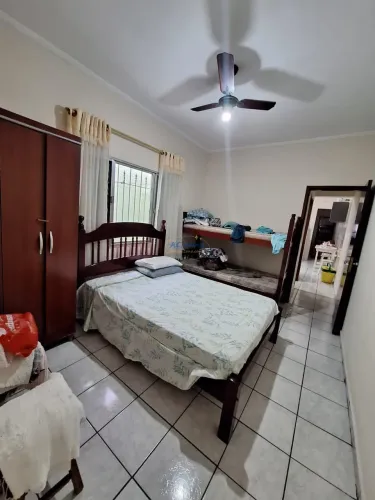 Casa em Vila Caiçara - Praia Grande
