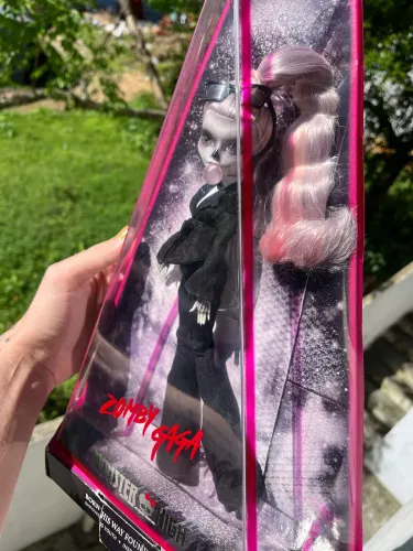 boneca Monster High Zomby Gaga (Lady Gaga) ? lacrada NRFB
