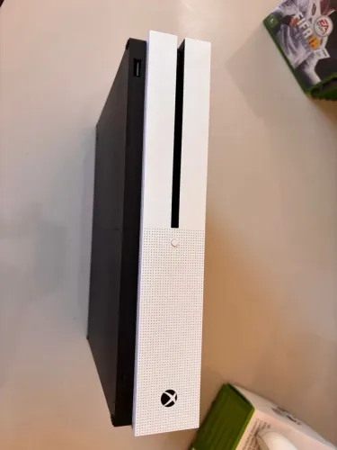 Xbox One S 1tb