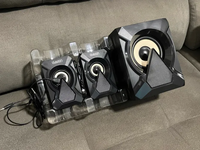 Caixa de Som Subwoofer 2.1 USB