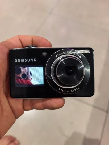 Camera digital samsung pl100