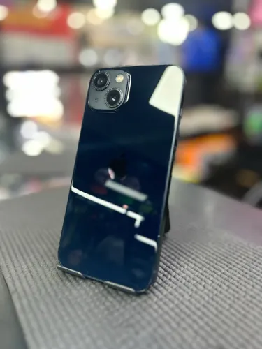 iPhone 13 R$ 2200 avista