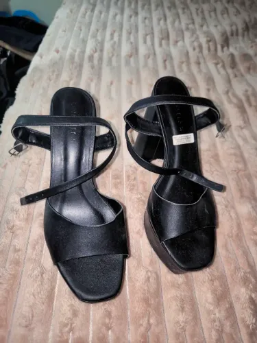 Sandalia meia pata 37