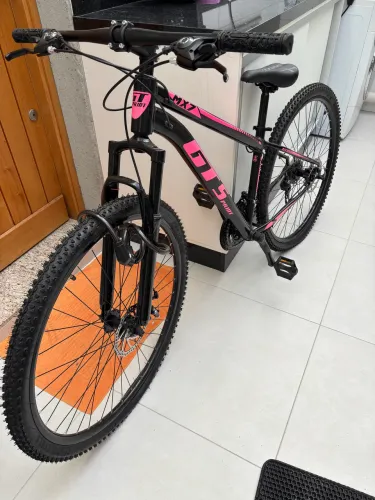 Bicicleta GT Sprint MX7
