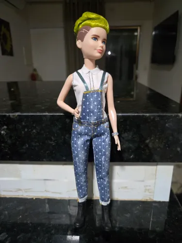 Boneca Barbie Fashionistas Cabelo Verde Punk 124 Mattel