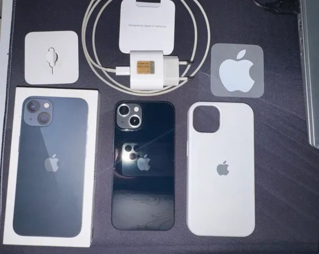 iPhone 13 128 gb novo com caixa e carregador original