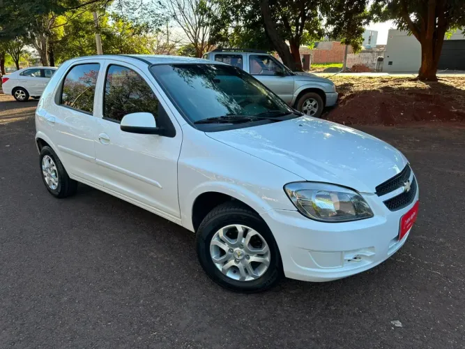 Chevrolet Celta Life 1.0 MPFI VHC 8V 5P 2013