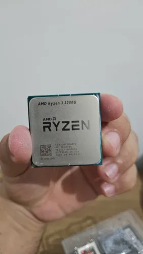 Ryzen 3 3200g + Cooler Box + Caixa