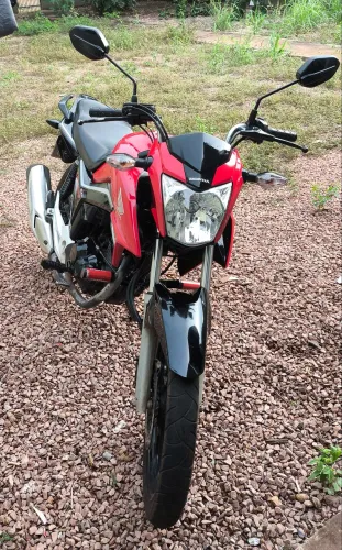 Vendo Honda Titan 160 19/20