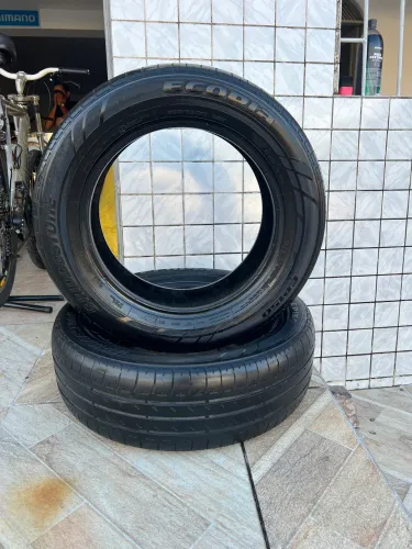2 Pneus Bridgestone 205/60/16