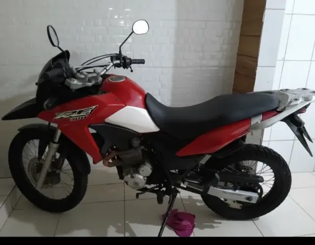 VENDA XRE 300 2014
