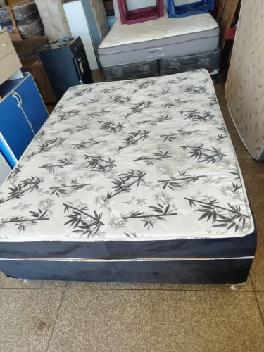 Cama box de casal de espuma