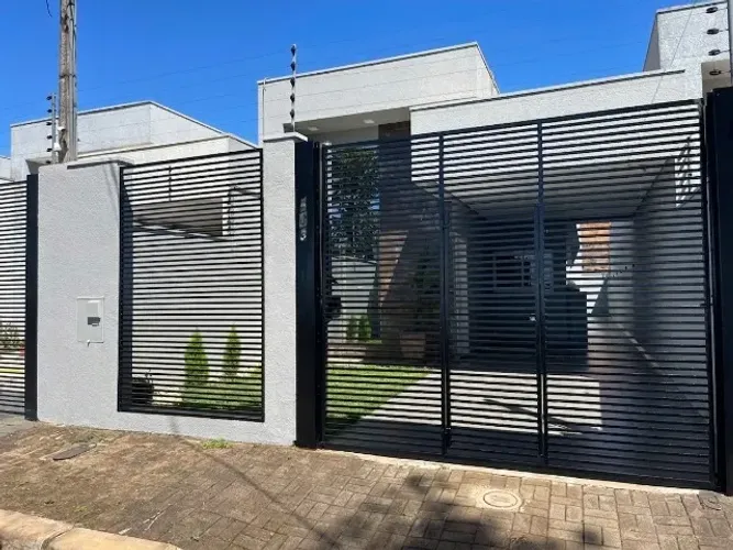 Casa à venda no Beverly Falls Park, em Foz do Iguaçu/PR | 3 quartos