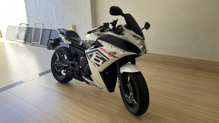 Yamaha XJ6 F