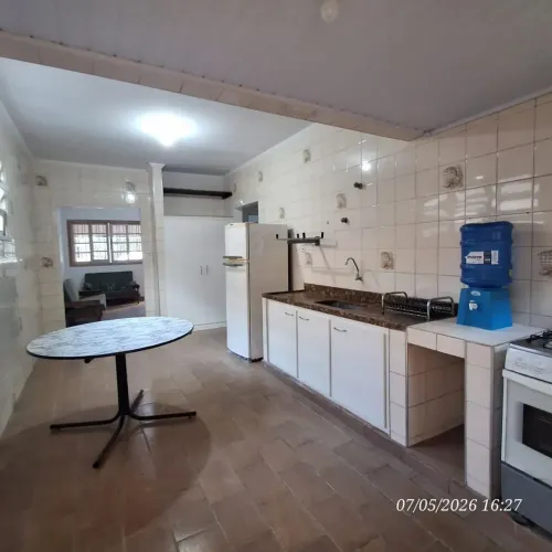 Alugo casa 2 dormitórios Guilhermina