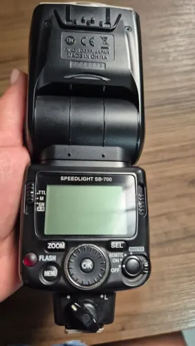 Flash Nikon Sb 700