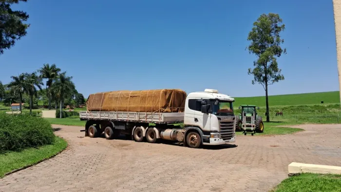 Hyundai Equus 4.6 V8 32V 366cv 4P Aut. 2017