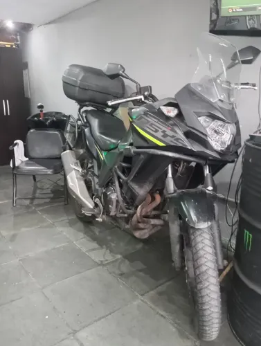 KAWASAKI VERSYS 300