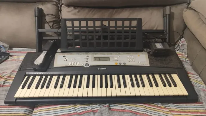 Teclado Yamaha PSR 203