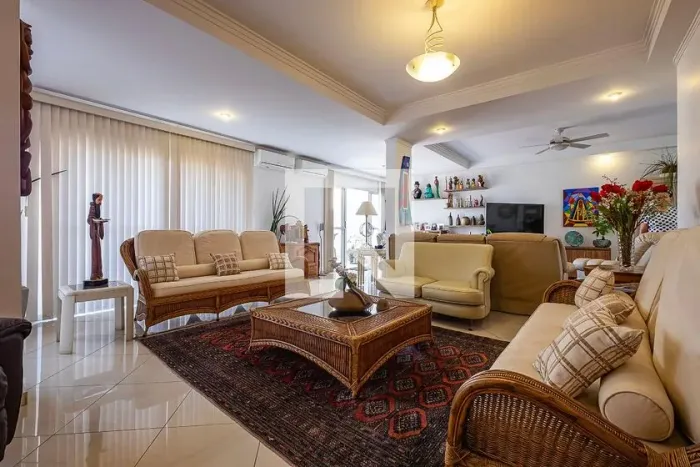 Casa à Venda - Vila Madalena, 4 Quartos, 360 m2