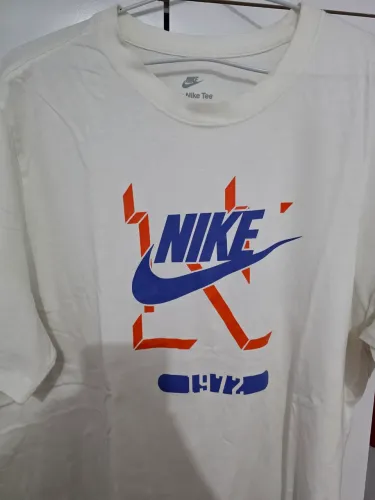 Camiseta Nike Creme GG ORIGINAL 