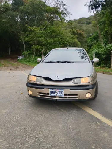 Renault Laguna Nevada RT/ RXE 2.0s 16V 1999