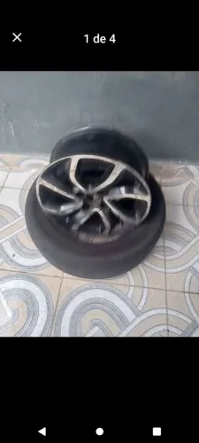 Peças de veículos.