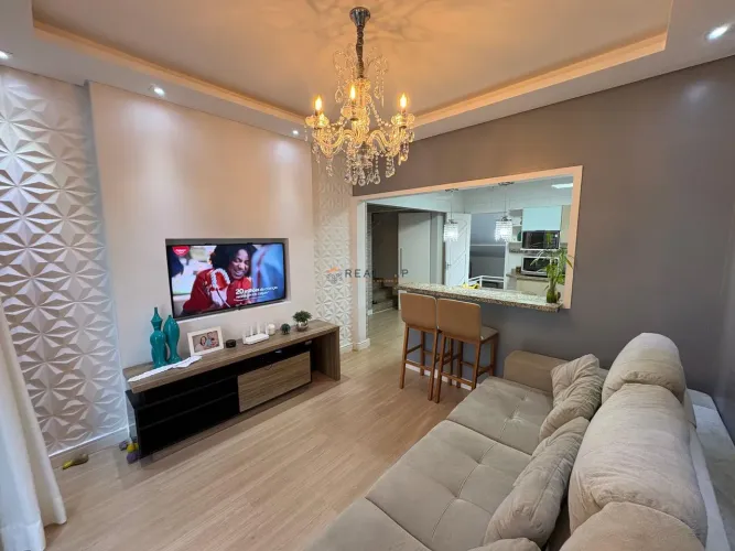 Casa à venda de 2 Pavimentos com 4 dormitórios, no Jardim Cidade de Florianópolis - São Jo