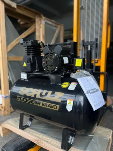 Compressor de Ar Schulz CSL 10 Bravo 100L - aceitamos crediário bemol 