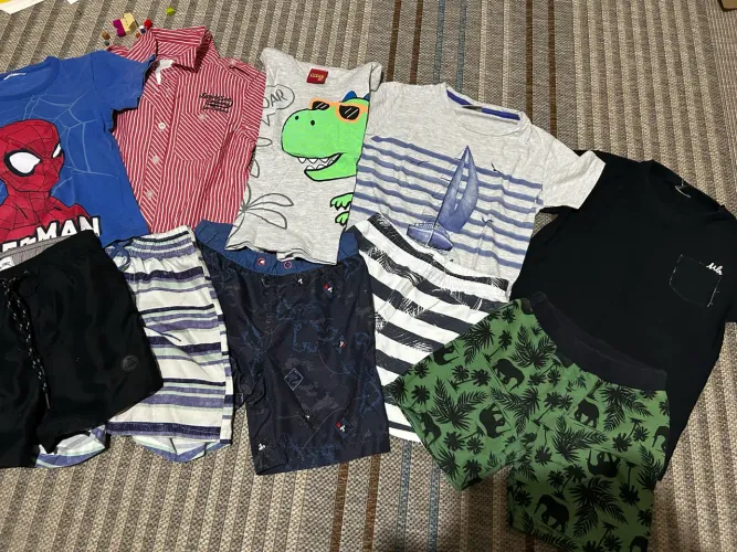 Lotinho de roupas tamanho 3 