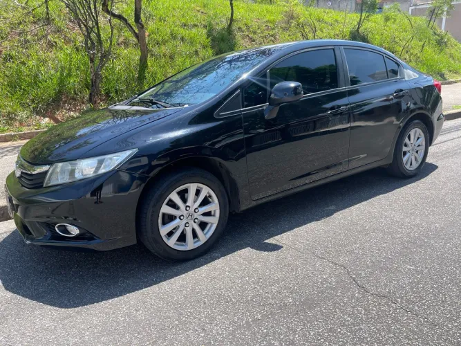 Honda Civic Sedan LXS 1.8/1.8 Flex 16V Aut. 4P 2014