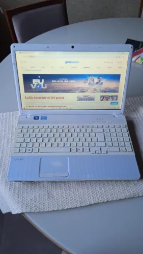 Notebook Sony Vaio Intel i3 - Modelo PCG 71911-X -  HD 500Gb - 4Gb Mem. DDR3